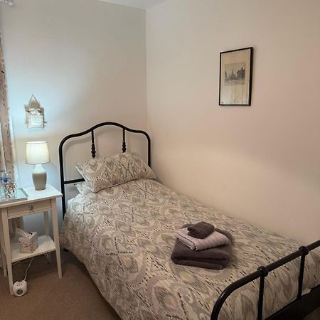 Single Room With Beautiful Garden Эдинбург Экстерьер фото