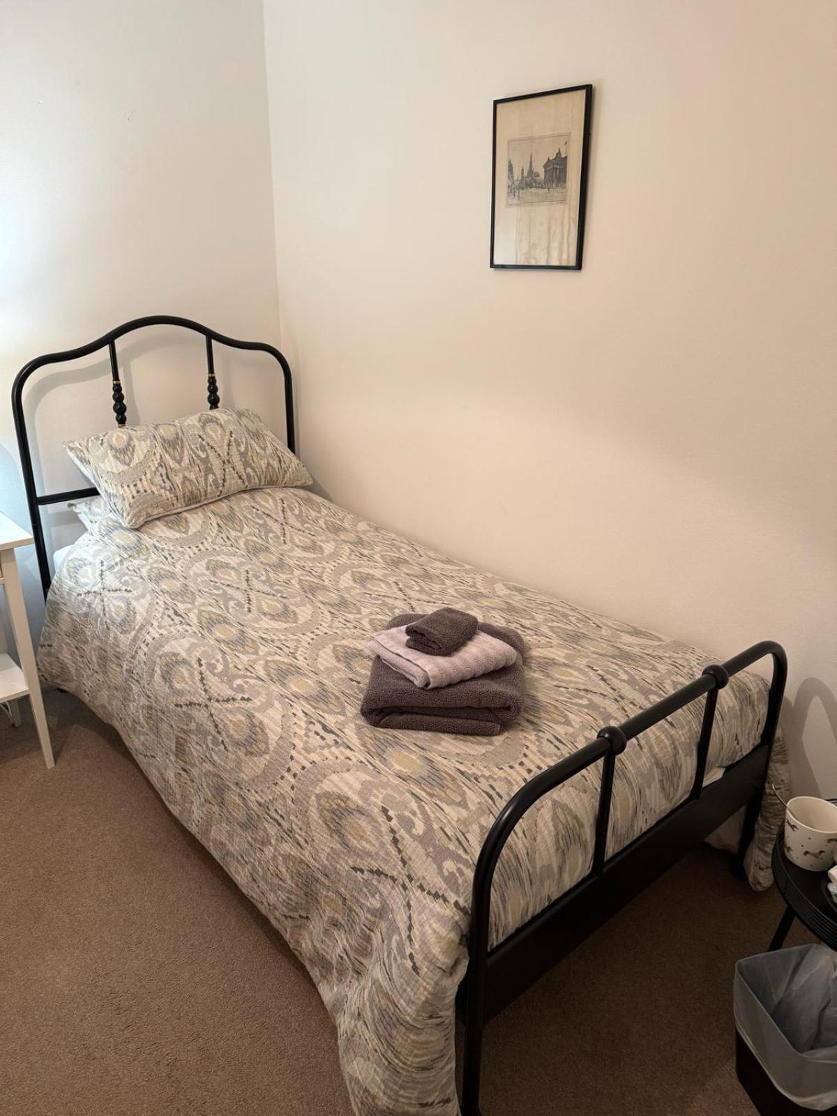 Single Room With Beautiful Garden Эдинбург Экстерьер фото